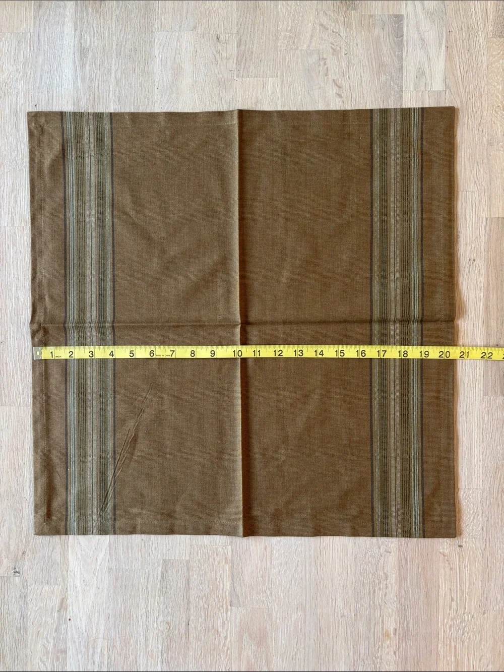 NIP Napkins Crate & Barrel - Set of 6 | Pattern: Kaleidoscope | Khaki